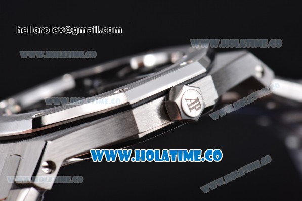 Audemars Piguet Royal Oak Swiss Quartz Steel Case/Bracelet with Black Dial and White Stick Markers - Click Image to Close